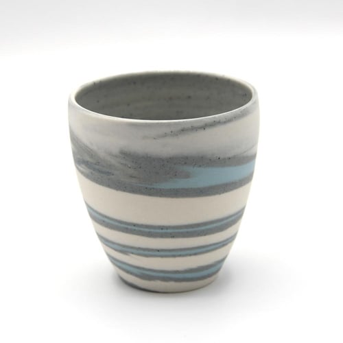 كوب تصميم متفرد