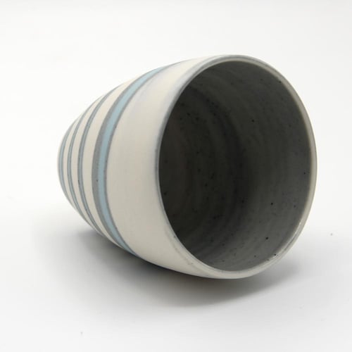 كوب تصميم متفرد