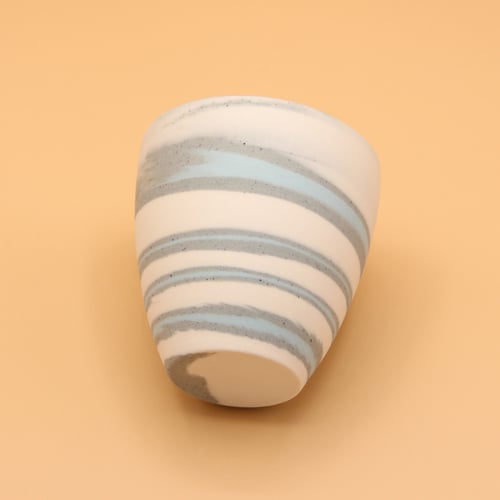 كوب سماوي مع تموجات مختلفه