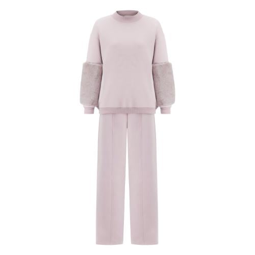 LILAC REX ON SLEEVES