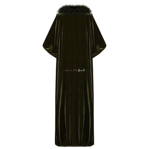 عباية طوق راكون المخملية