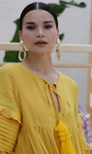 TRANSPARENT HOOP EARRINGS