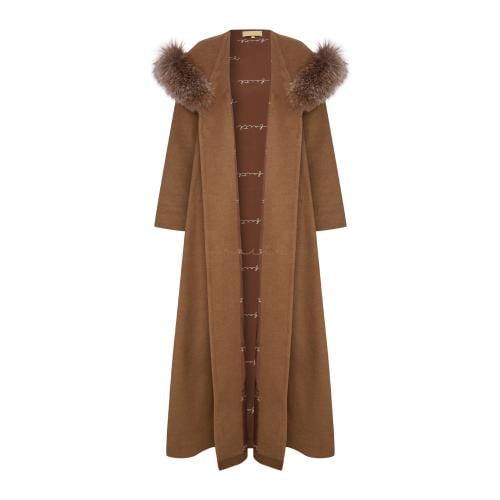 BROWN SILVER FOX FARWA