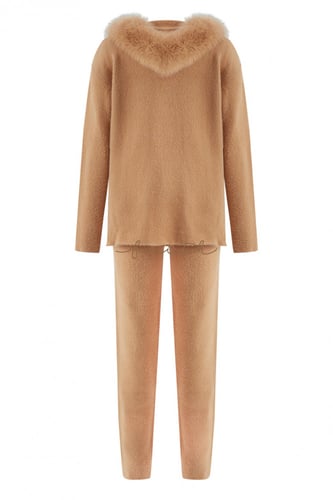 FOX FUR ON SHOULDERS CAMEL FLUFFY SET