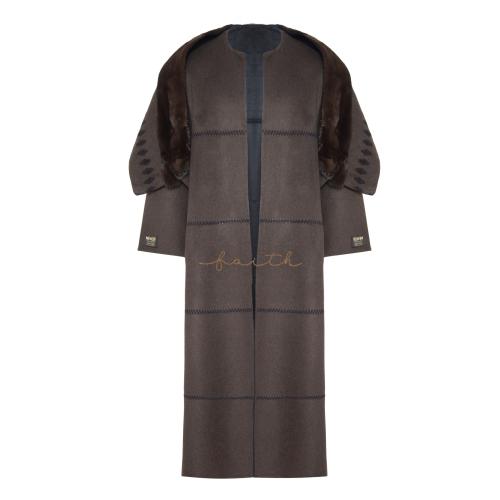 REMOVABLE MINK SHAWL