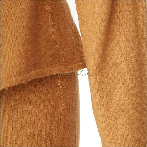 CAMEL CHINCHILLA AROUND HOODIE