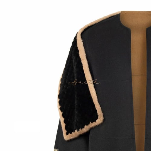 REMOVABLE MINK SHAWL