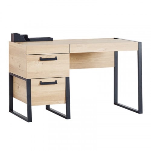 مكتب دراسي بيرو ايروني