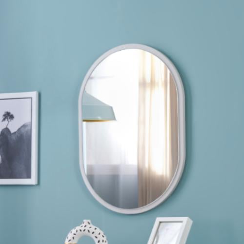 مرايا ليون شبابي