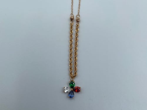 عقد الفراشة متعدد الالوان