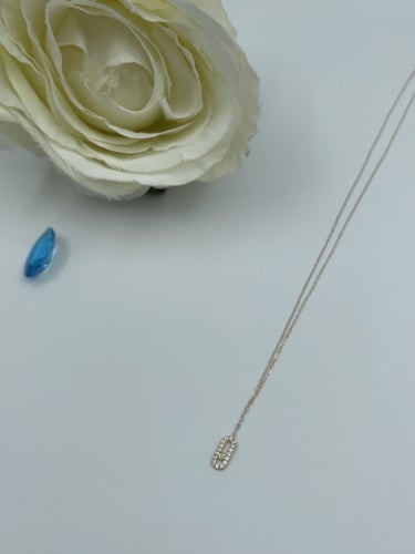 عقد مسي ناعم