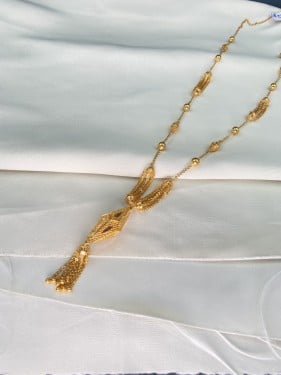 سبحة بتصميم هندية ممزوجه للألوان