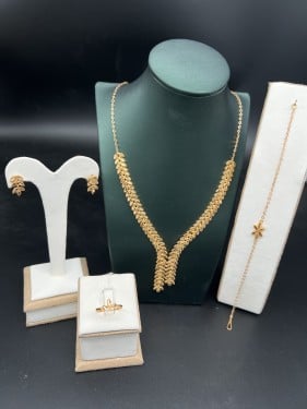 طقم كامل غصن الزيتون كرفتة