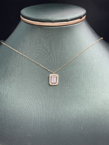 عقد ناعم لبس يومي عيار 18