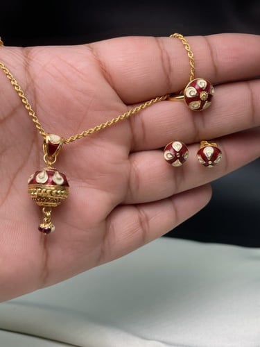 نص طقم دقه هنديه ذهب عيار 21