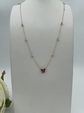 عقد الفراشة الحمراء