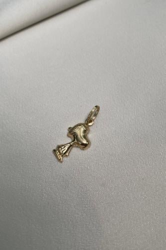 تعليقة عيار 18 ايطالي مناسبة للاطفال