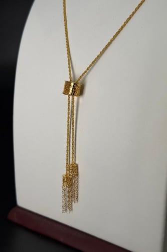 عقد فري سايز مميز عيار 21