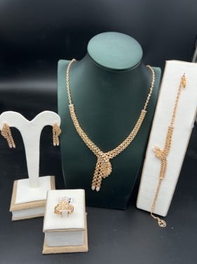 طقم كامل لازوردي غصن الزيتون