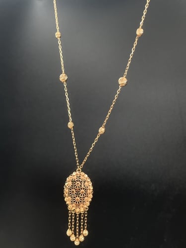 عقد روز قولد عيار 21 بتصميم انيق