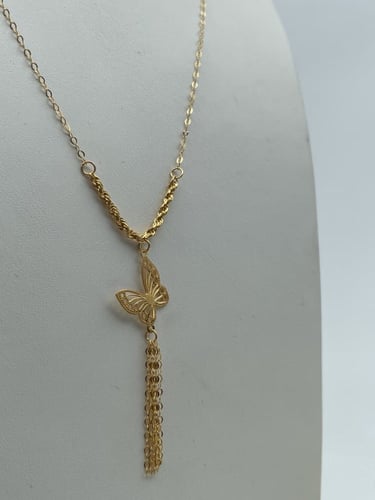 عقد الفراشة