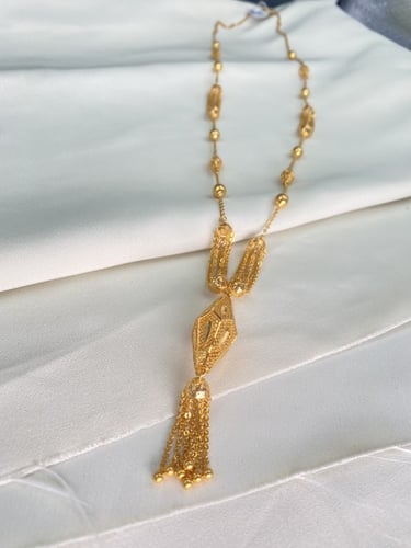 سبحة بتصميم هندية ممزوجه للألوان