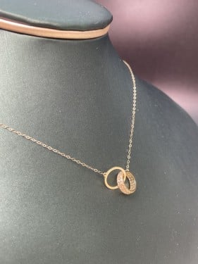 عقد ناعم لبس يومي عيار 18