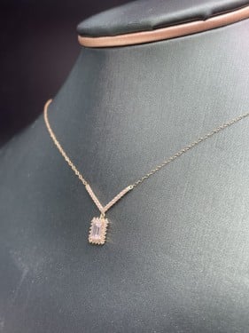 عقد ناعم لبس يومي عيار 18