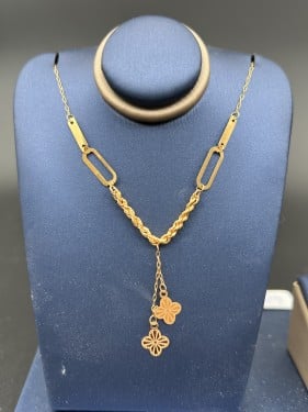 عقد ناعم لبس يومي