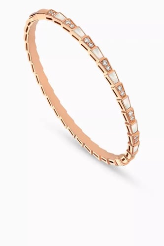 سوار مرصع بالألماس المرصوف