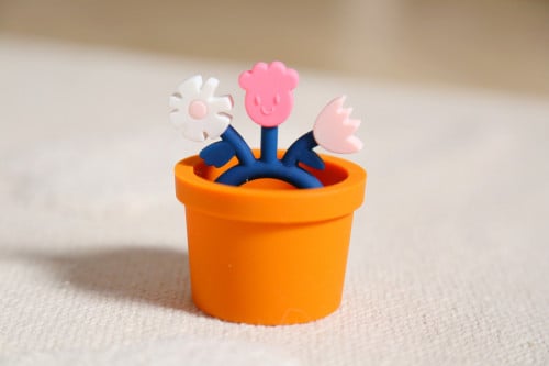 عضاضة سيليكون اصيص ورد