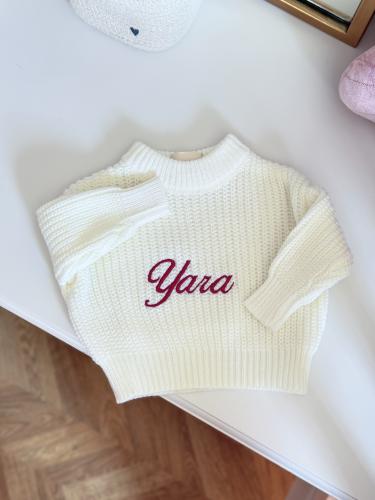 كنزة مواليد عمر شهر مطرزة بالاسم