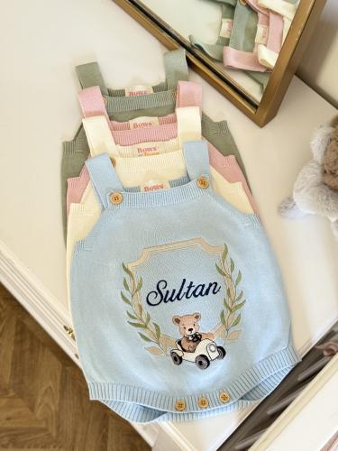 لبسة مواليد مطرزة