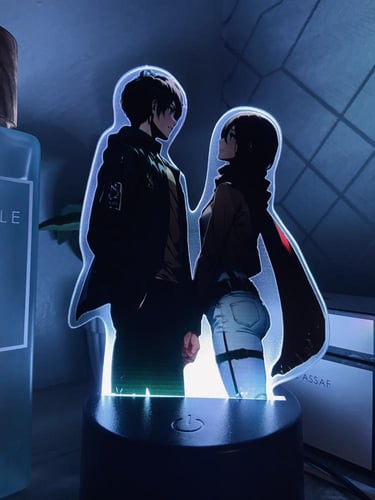 مصباح LED من انمي هجوم العمالقة