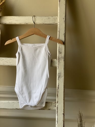 أفرول داخلي بناتي دانتيل خفيف بِ اللون الأبيض - سي...