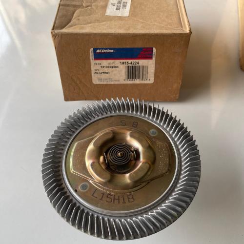 كلتش مروحة كابرس ٣٠٥-٣٥٠ اصلي GM