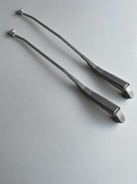 قواعد مساحات الزجاج كابرس 77-90 تايوان جديد