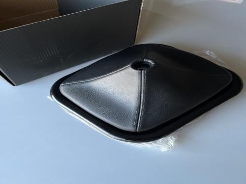 ربلة قير+القاعدة حديد جمس وشفر 84-87 تصنيع حديث