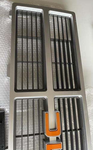 شبك جمس 83-84 جديد تصنيع حديث مطابق للاصلي علامة م...