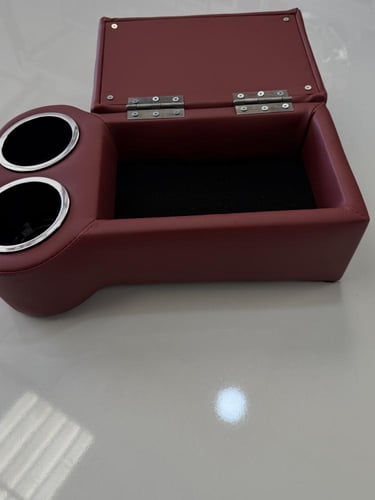 تكاية اللون احمر غامق تصنيع حديث مطابق للامريكي