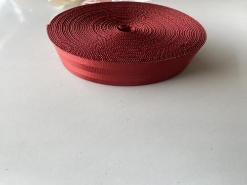 رول حزام امان تصنيع حديث احمر فاتح