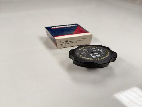 غطاء راديتر ونيت يوكن تاهو كابرس اصلي موديل 99-200...