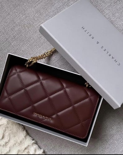 حقيبة xs تشارلزاند كيث