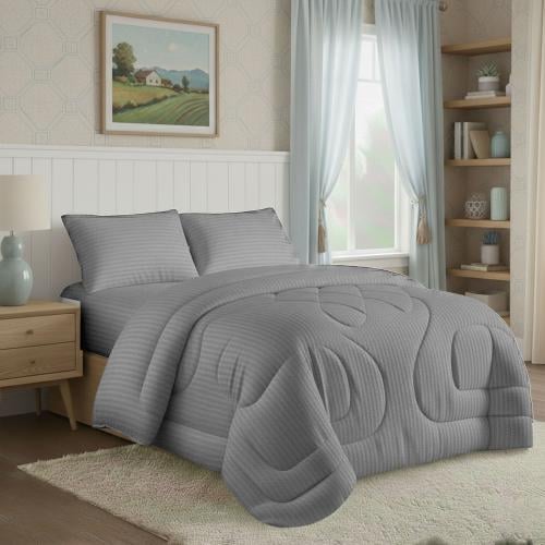 طقم لحاف نفر ونص روز فندقي مقلم - رصاصي