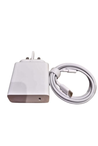 شاحن لابتوب هواوي 65 واط USB-C – أصلي وكاله جديد