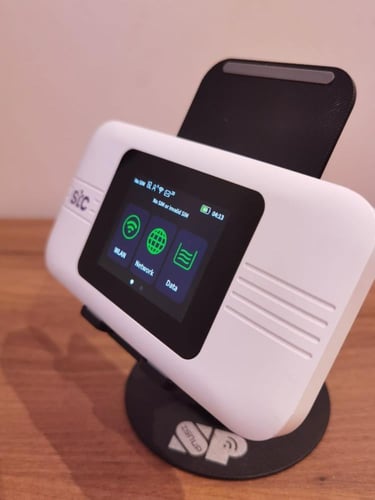 راوتر 5G متنقل SRT875 فايف جي مستخدم نظيف يدعم STC