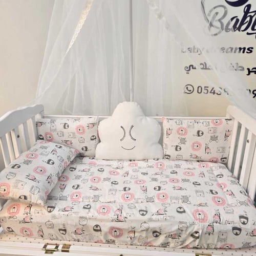 سرير مواليد هزاز خشبي مع ستارة وطقم متكامل