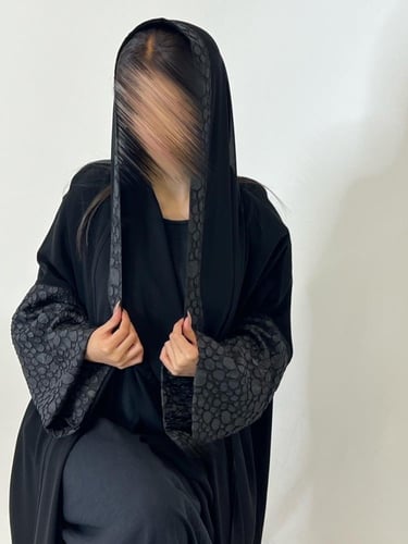 عبايه اكمام جاكار