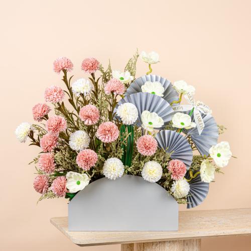 Blush & Silver Elegance