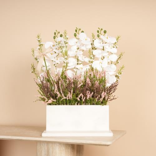 رخاميات ورد صناعي